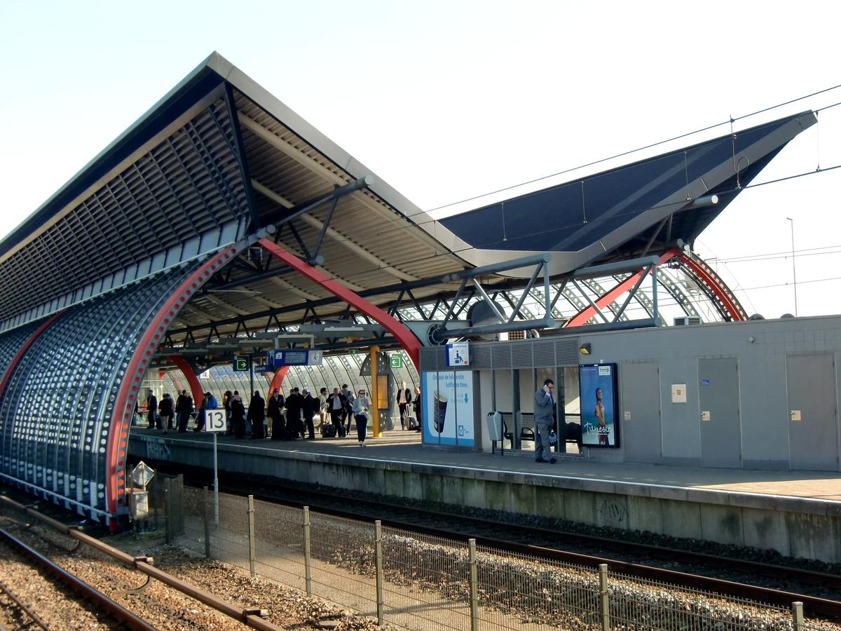 Bahnhof Amsterdam RAI 