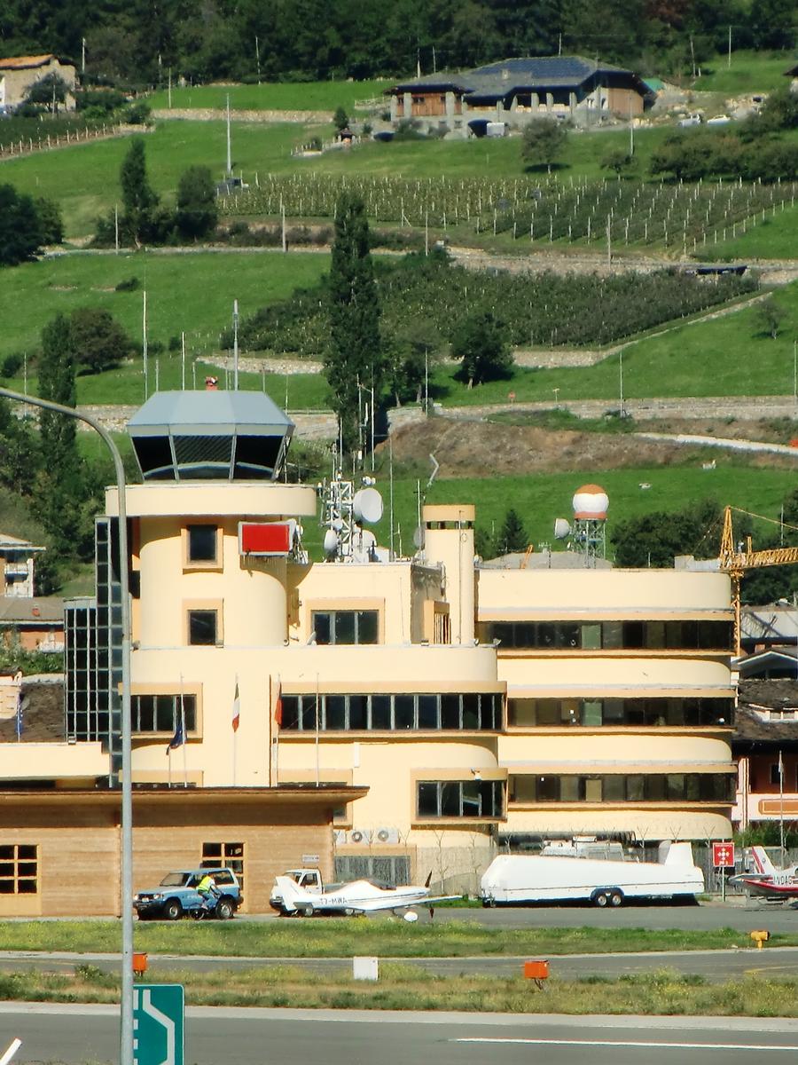 Flughafen Aosta 