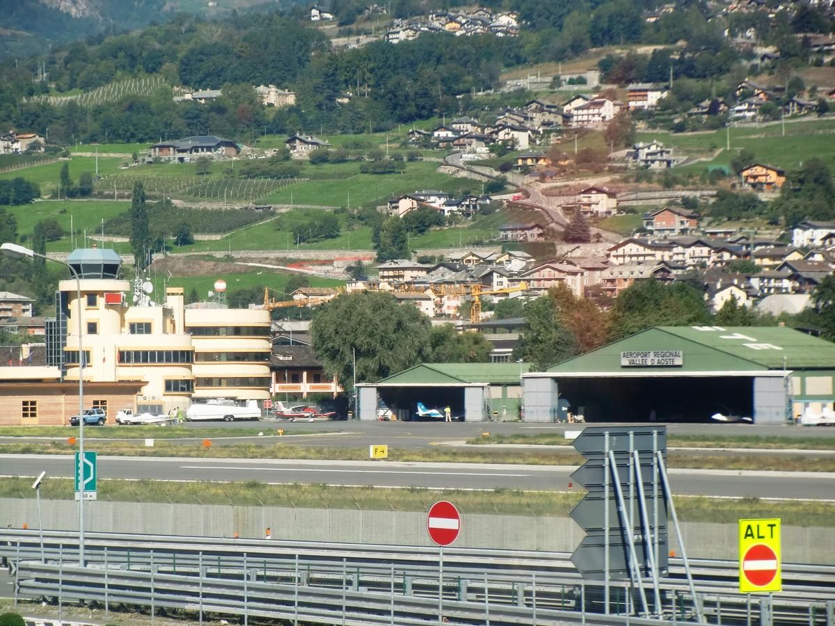 Aéroport régional de la Vallée d'Aoste “Corrado Gex” 