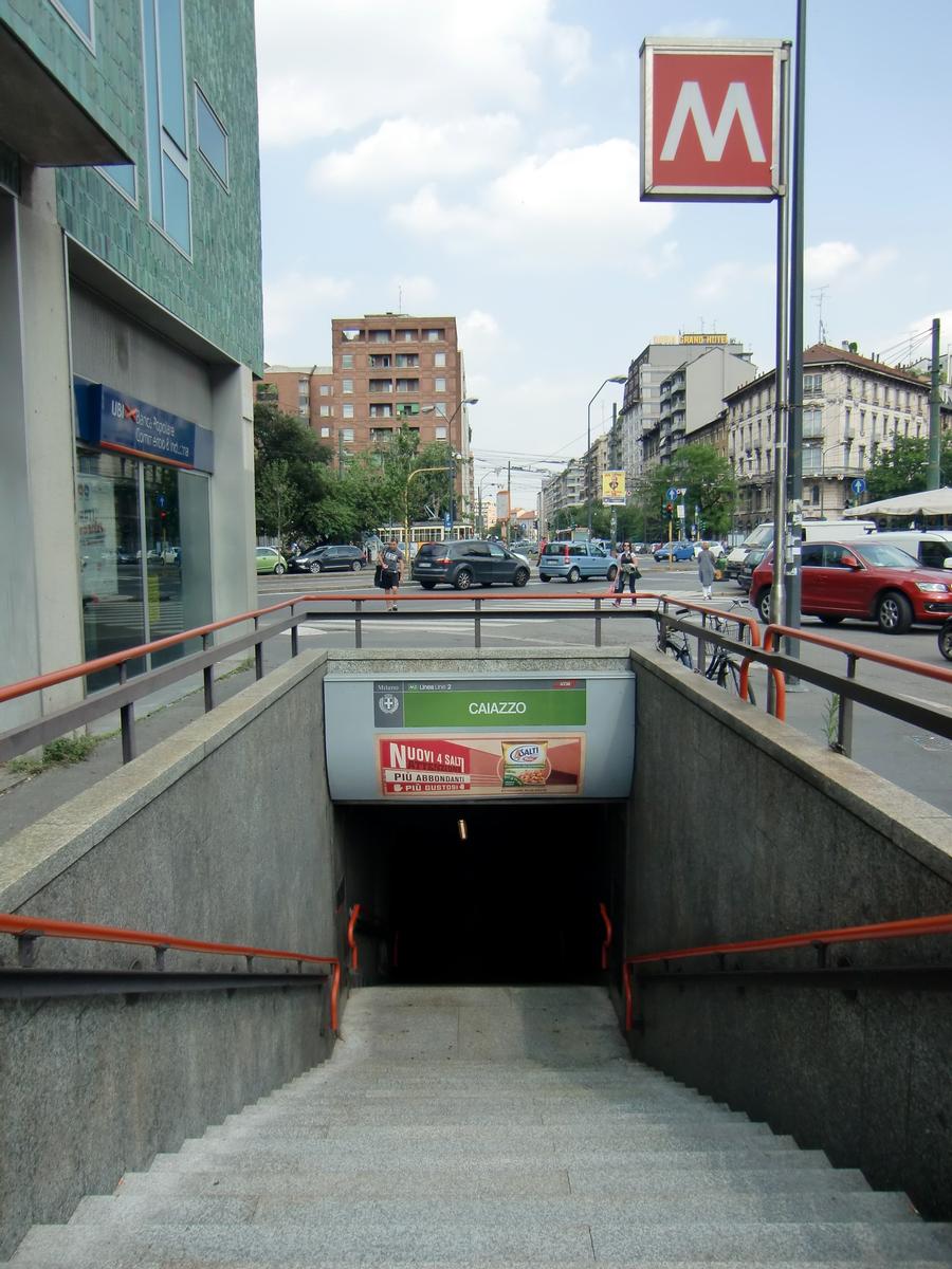 Caiazzo Metro Station, access 