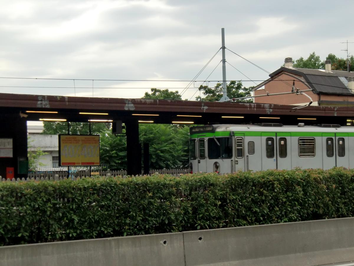 Metrobahnhof Cimiano 