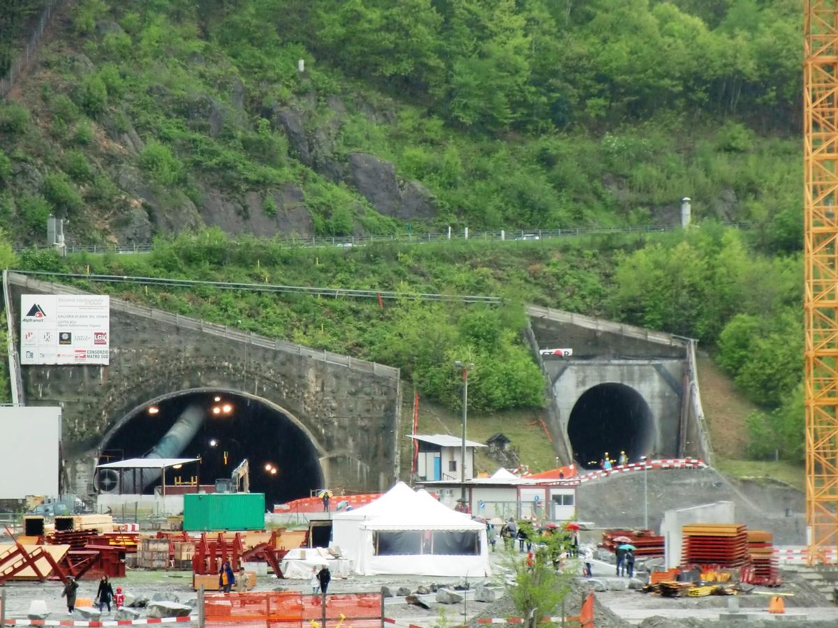 Ceneri Base Tunnel, Giubiasco portals 