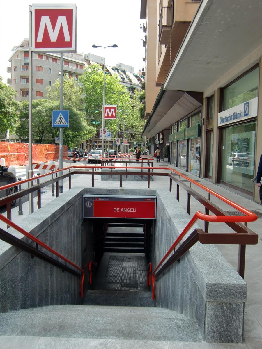 De Angeli Metro Station, access 