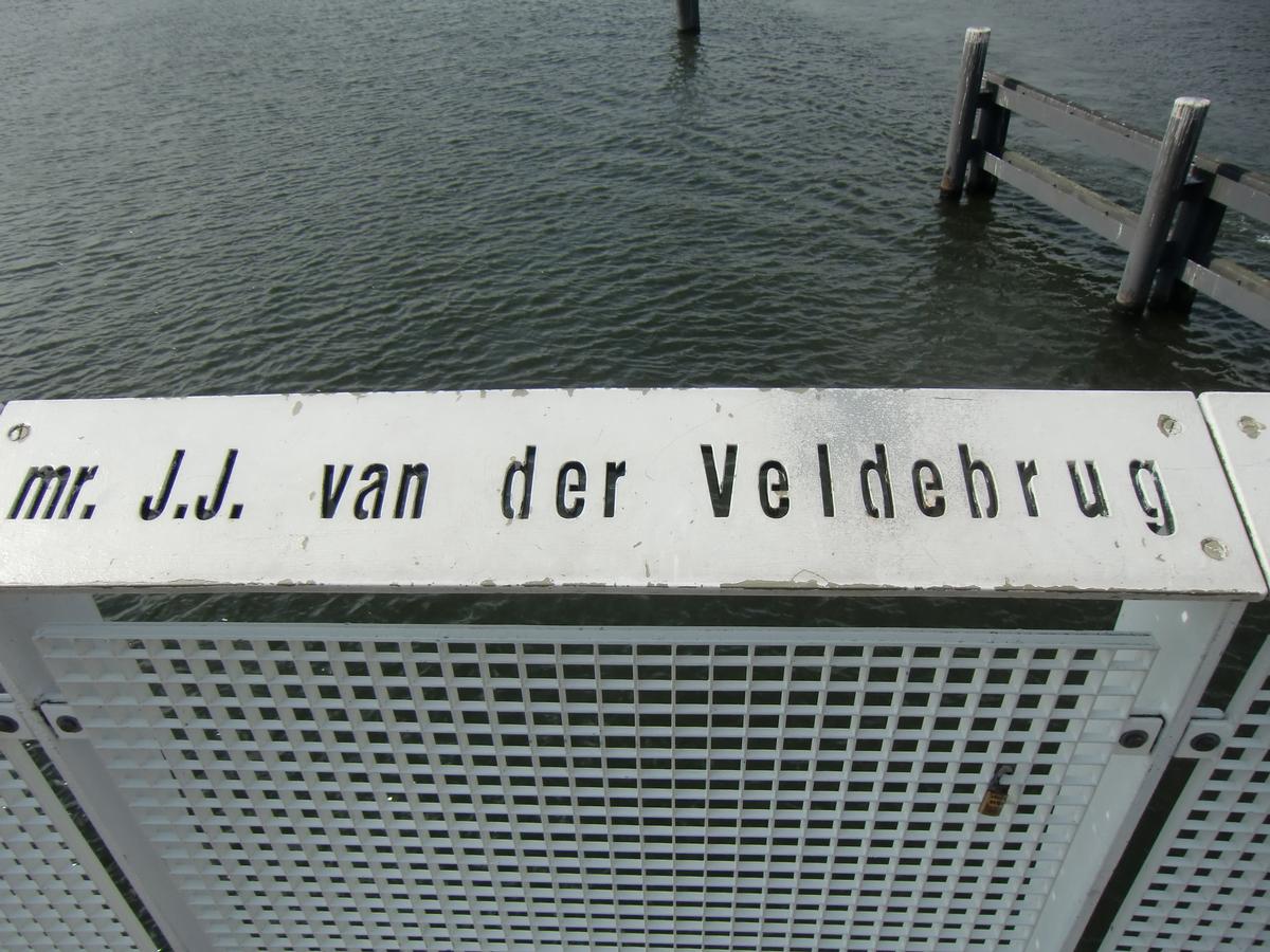 Van Der Veldebrug plate 