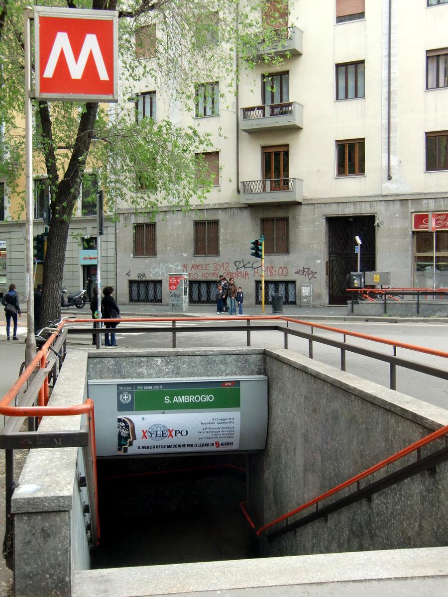 Sant'Ambrogio Metro Station, access 