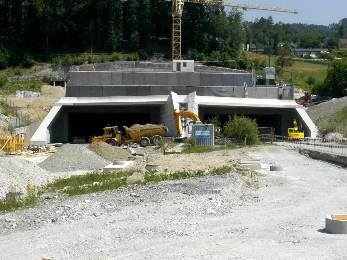 Uetliberg western portals under construction in 2006 