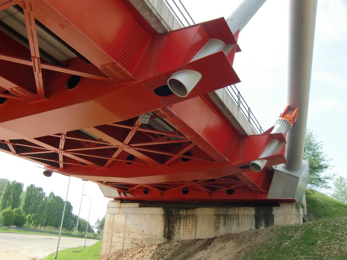 De Gasperi Bridge, detail 