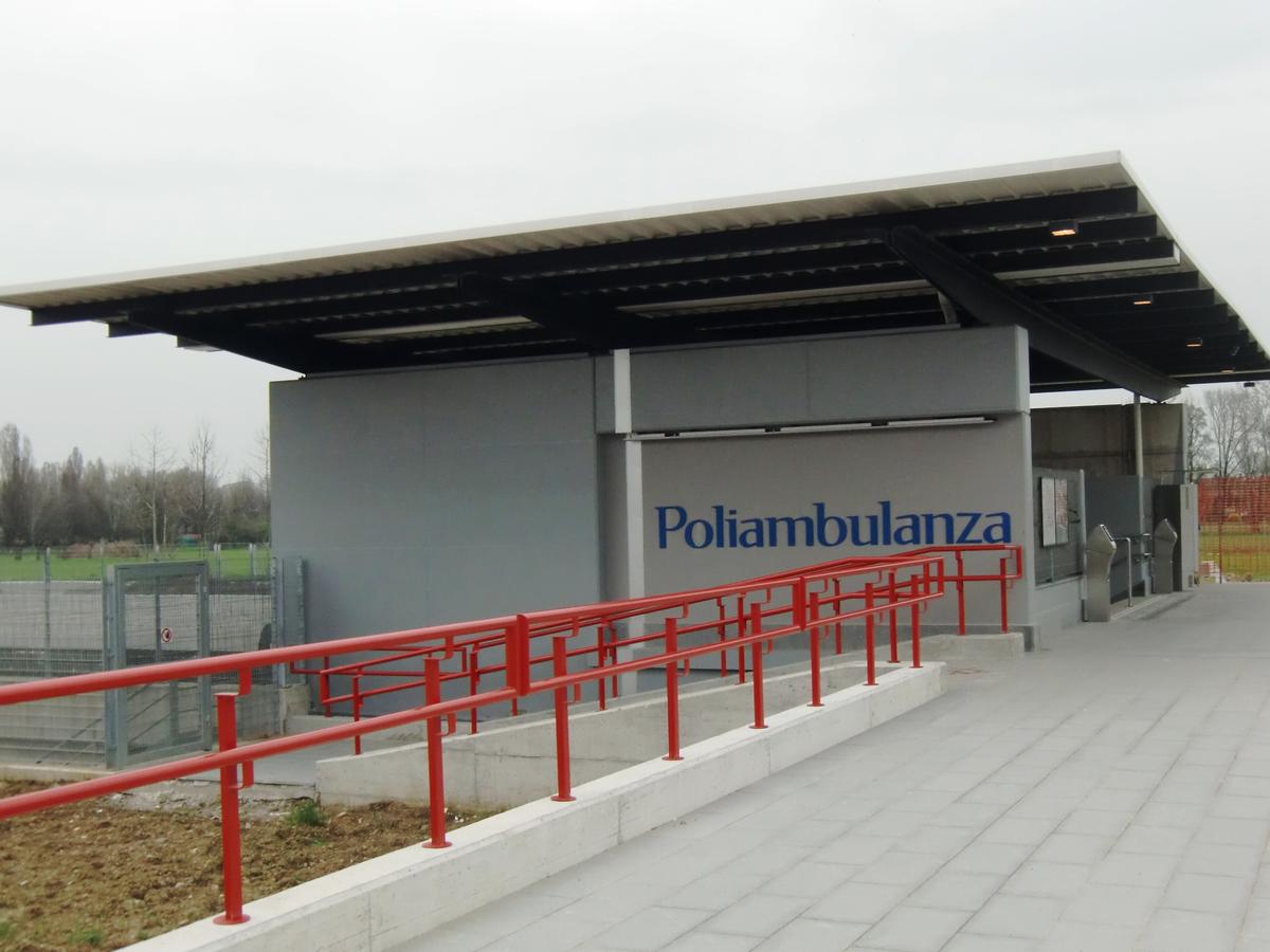 Metrobahnhof Poliambulanza 