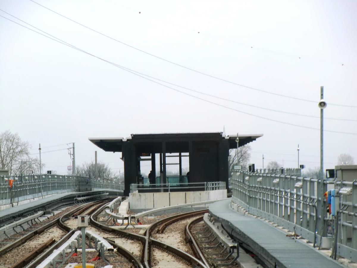 Metrobahnhof Sant'Eufemia-Buffalora 