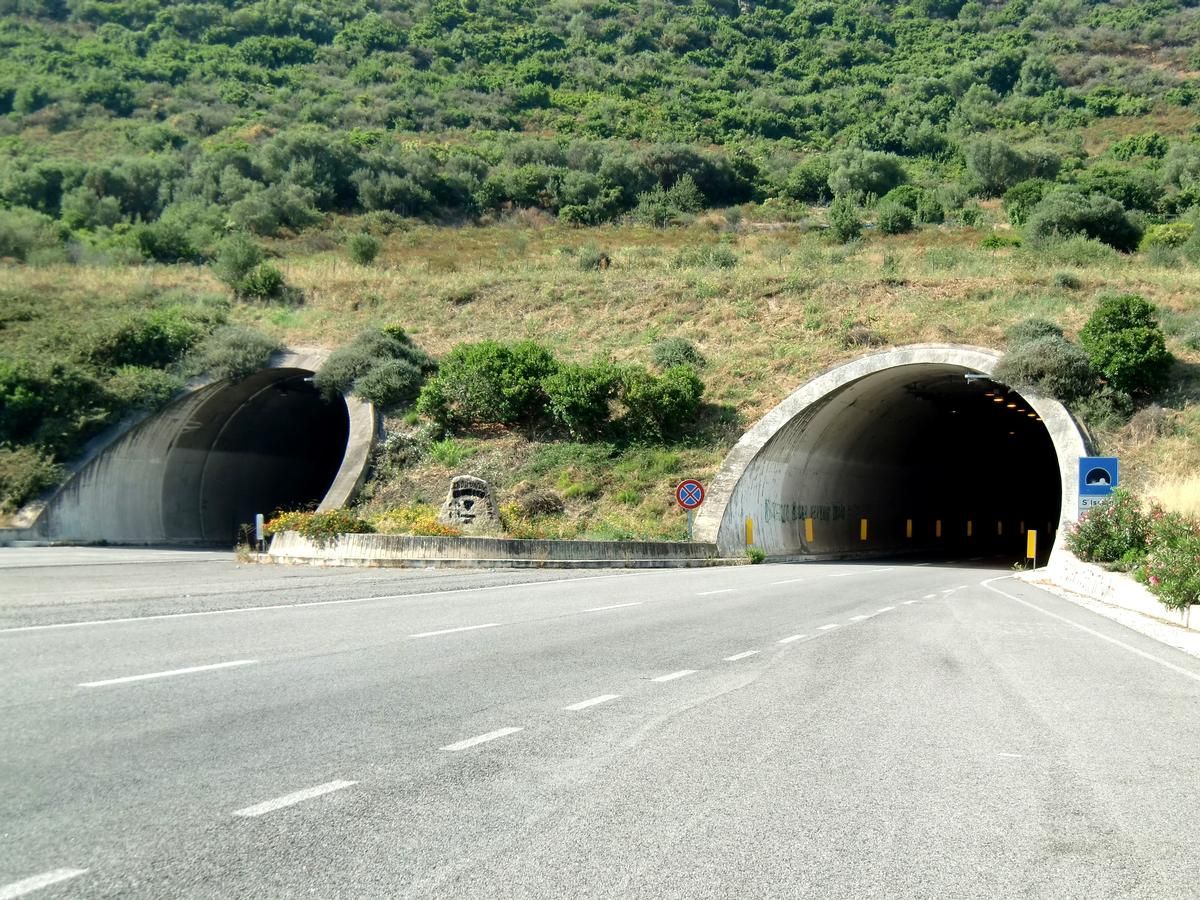 S'Iscala-Tunnel 