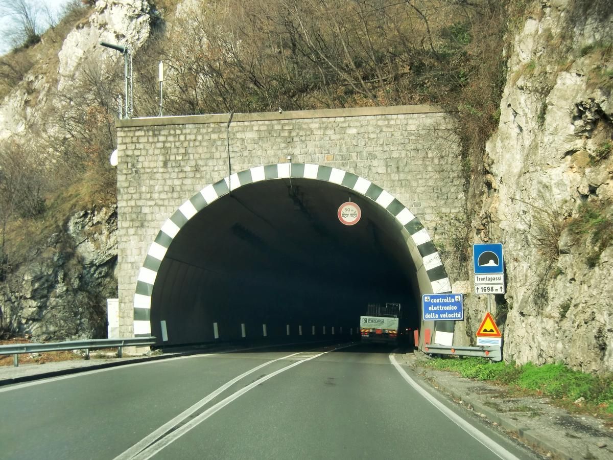 Trenta Passi-Tunnel 
