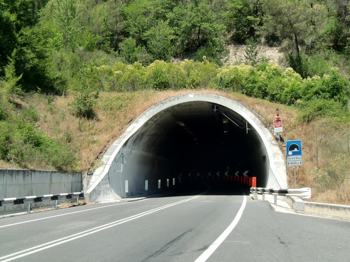 Forca di Cerro-Tunnel 