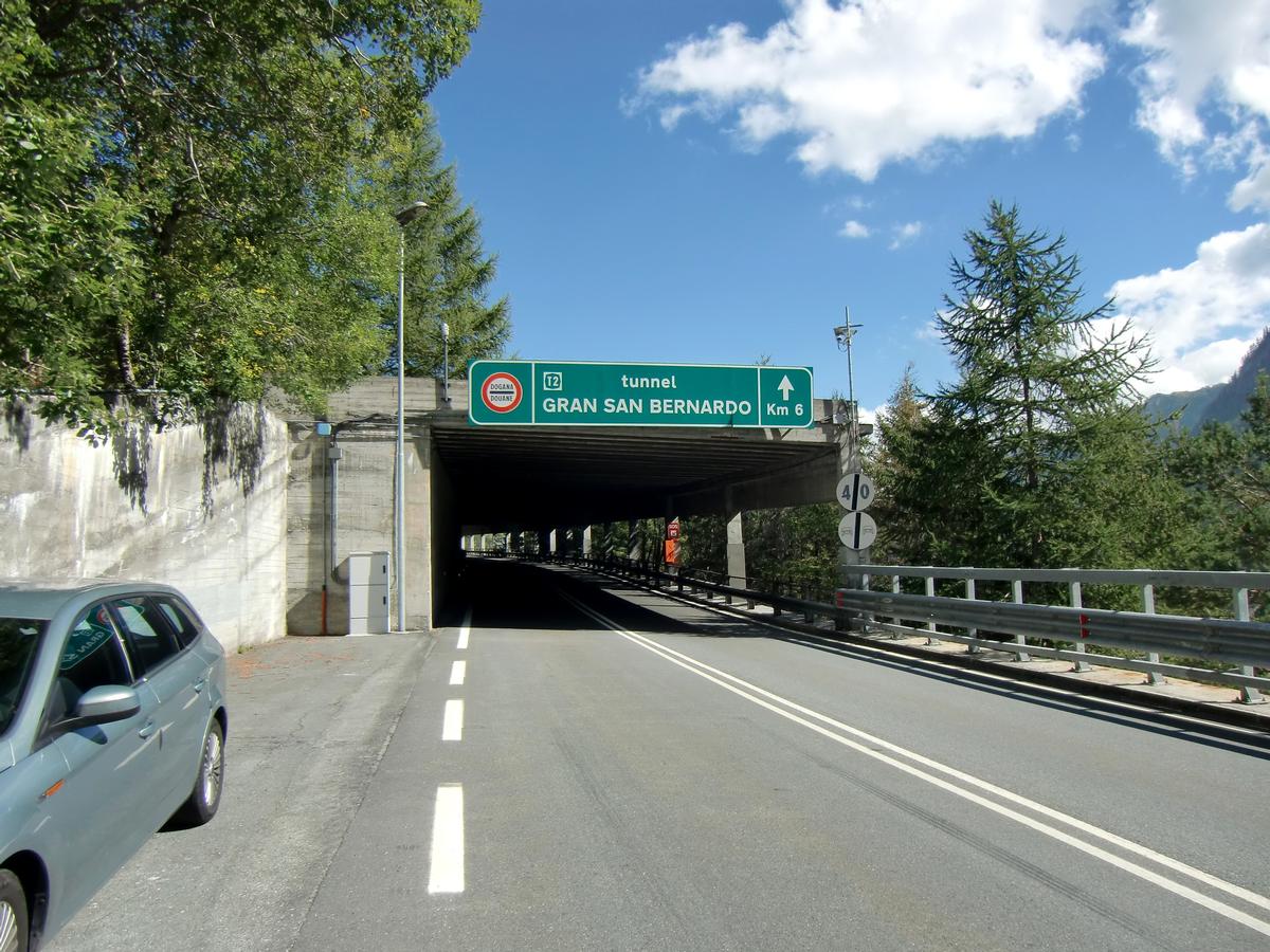 Artificial tunnel Gran San Bernardo sud, southern portal 