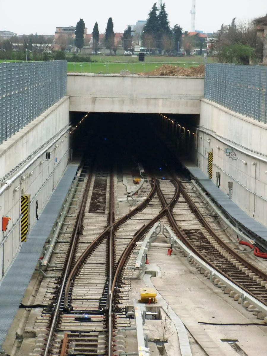 Brescia Metro, start of underground section between Poliambulanza and Volta stations 