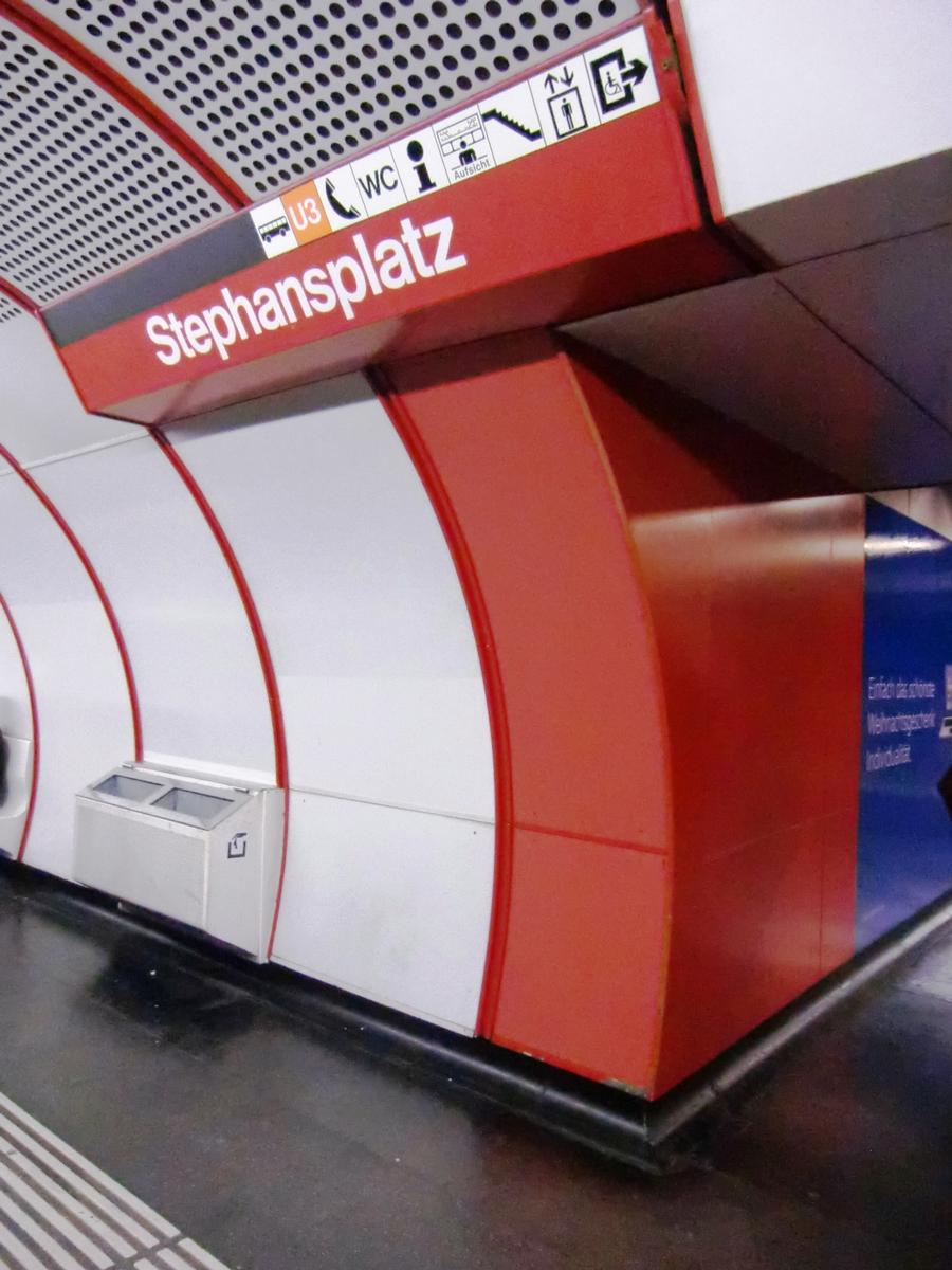 Stephansplatz Metro Station, line 1 platform 