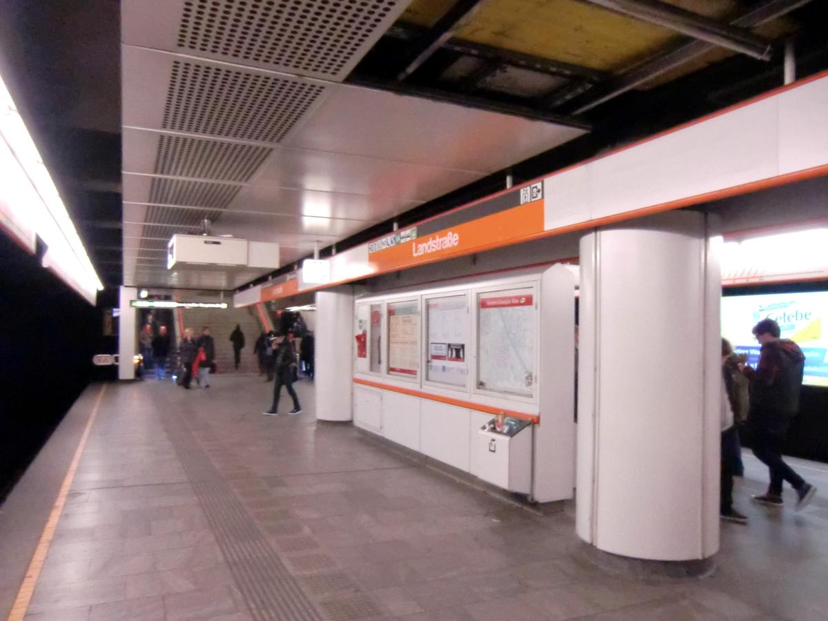 Landstrasse Metro Station, platform 