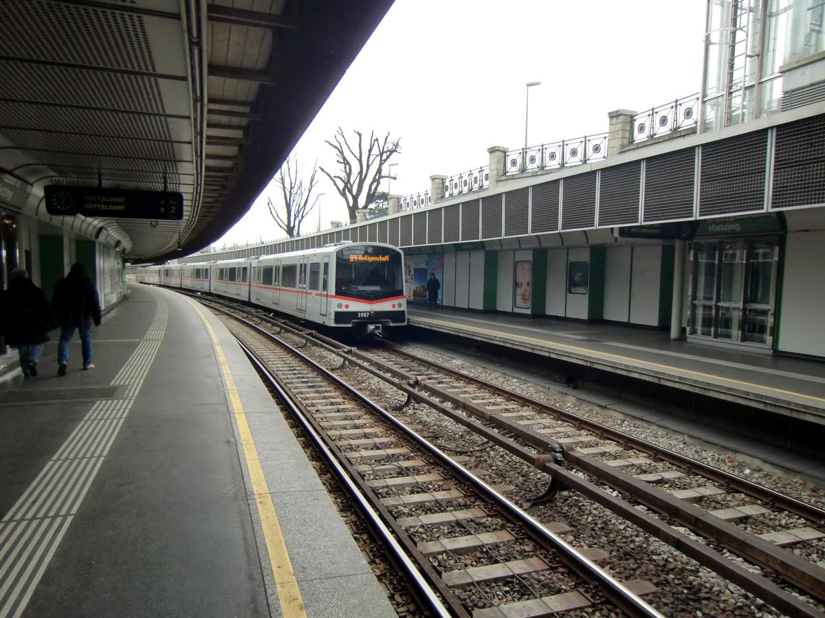 Hietzing Metro Station, line U4 