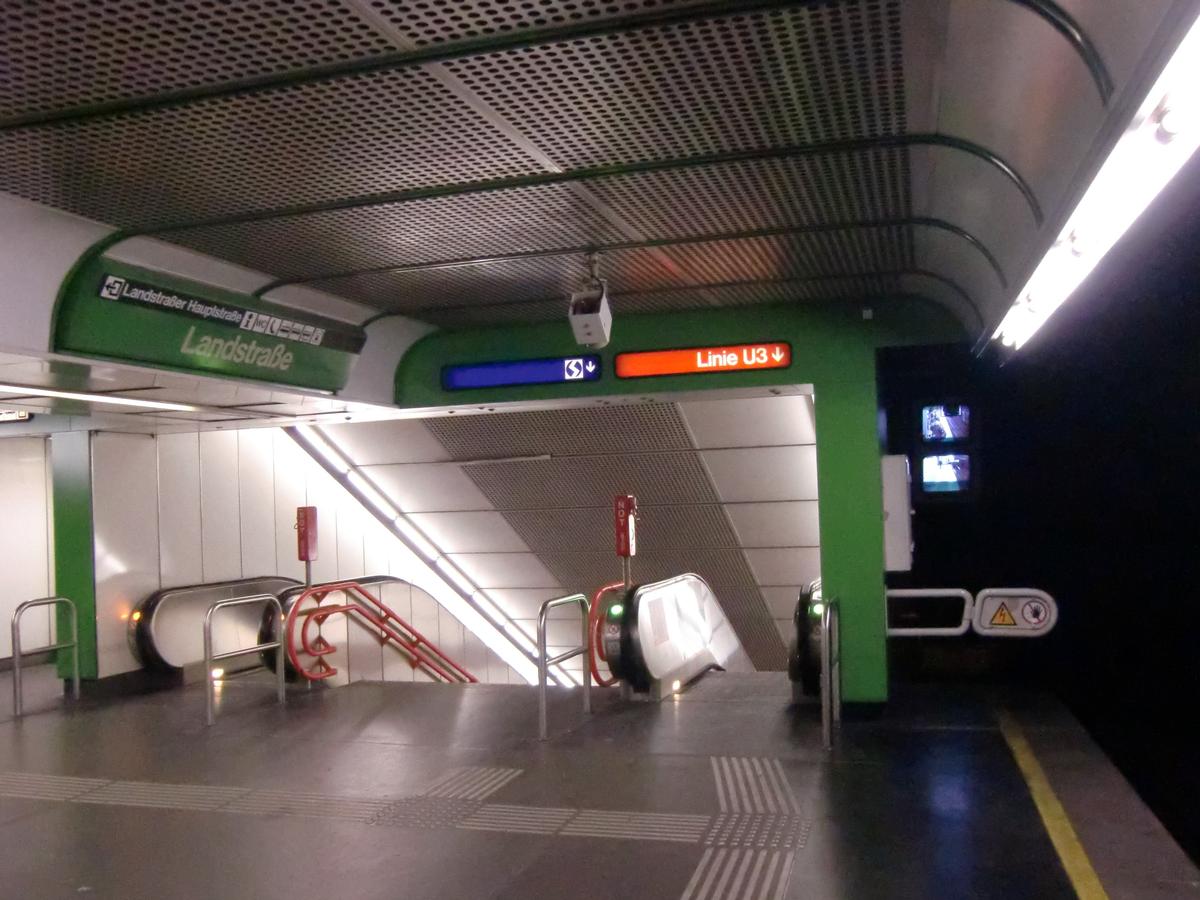 Landstraße Metro Station, line U4 platform 