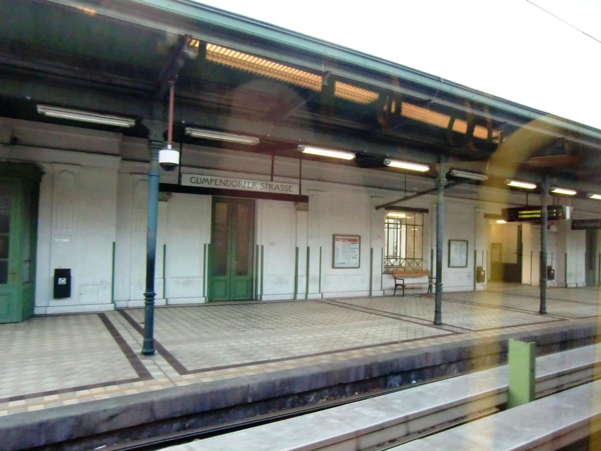 Gumpendorfer Strasse Station, platform 