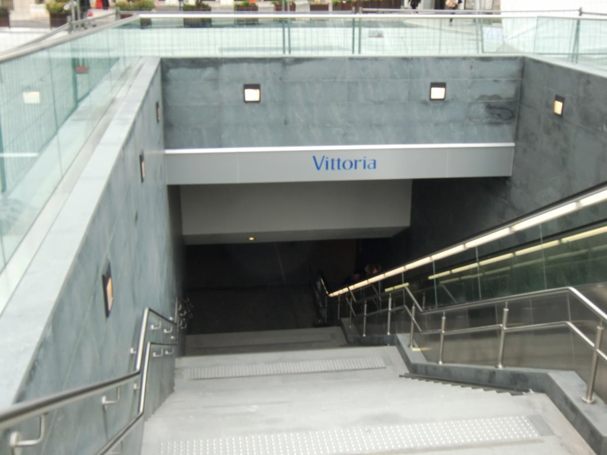 Vittoria Metro Station, access 