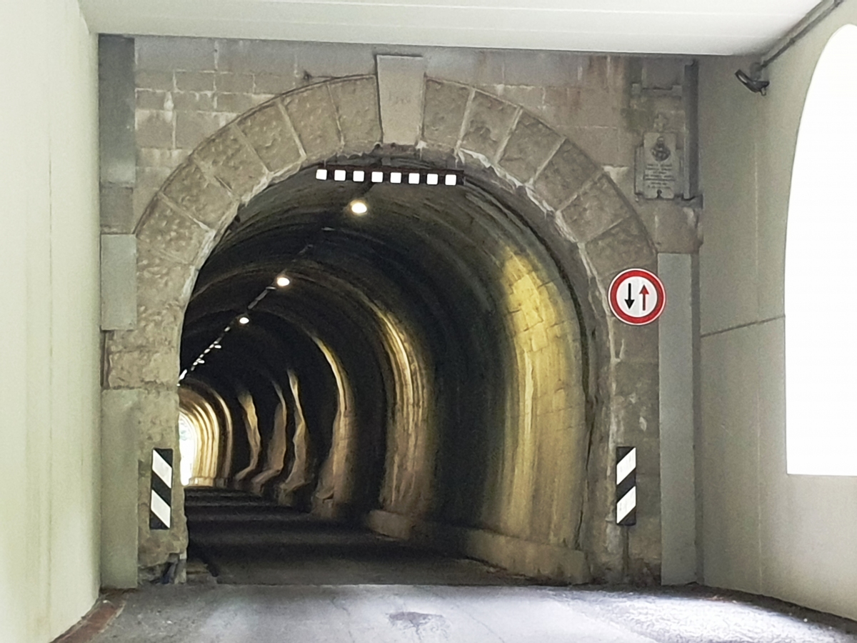 Tunnel de Val Dogna I 
