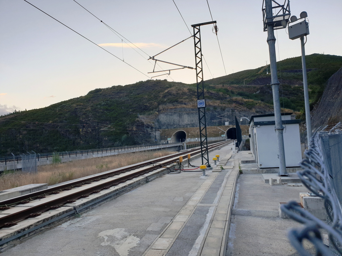 Hochgeschwindigkeitstunnel O Corno 