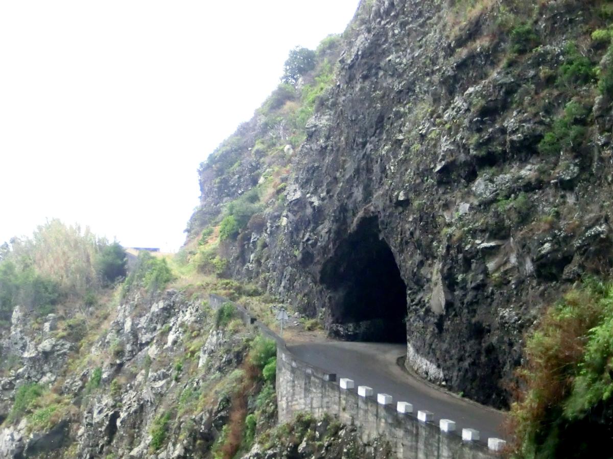 Old ER101 Agua d'Alto Tunnel western portal 