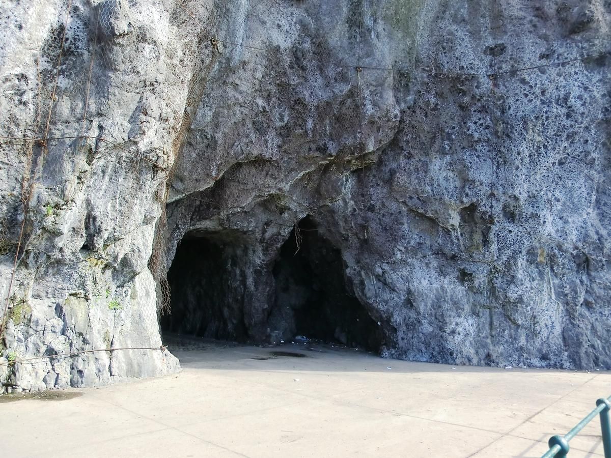 Esperança Tunnel southern portal 