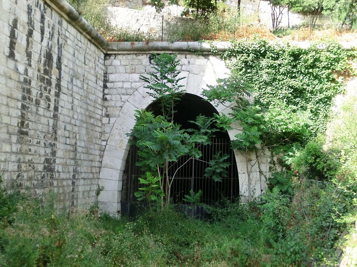 Batterie south Tunnel western portal 