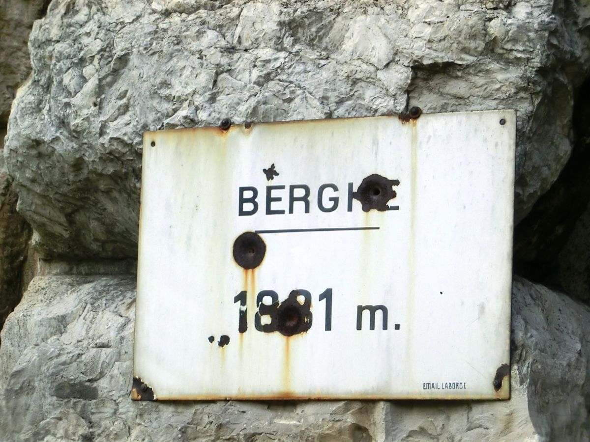 Bergue Helical Tunnel upper portal plate 