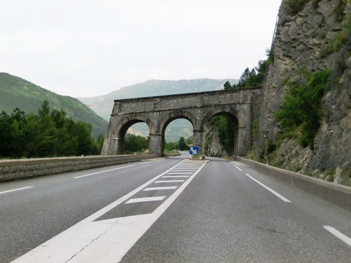 Ponts des Eléphants, Cornillons I tunnel northern portal 