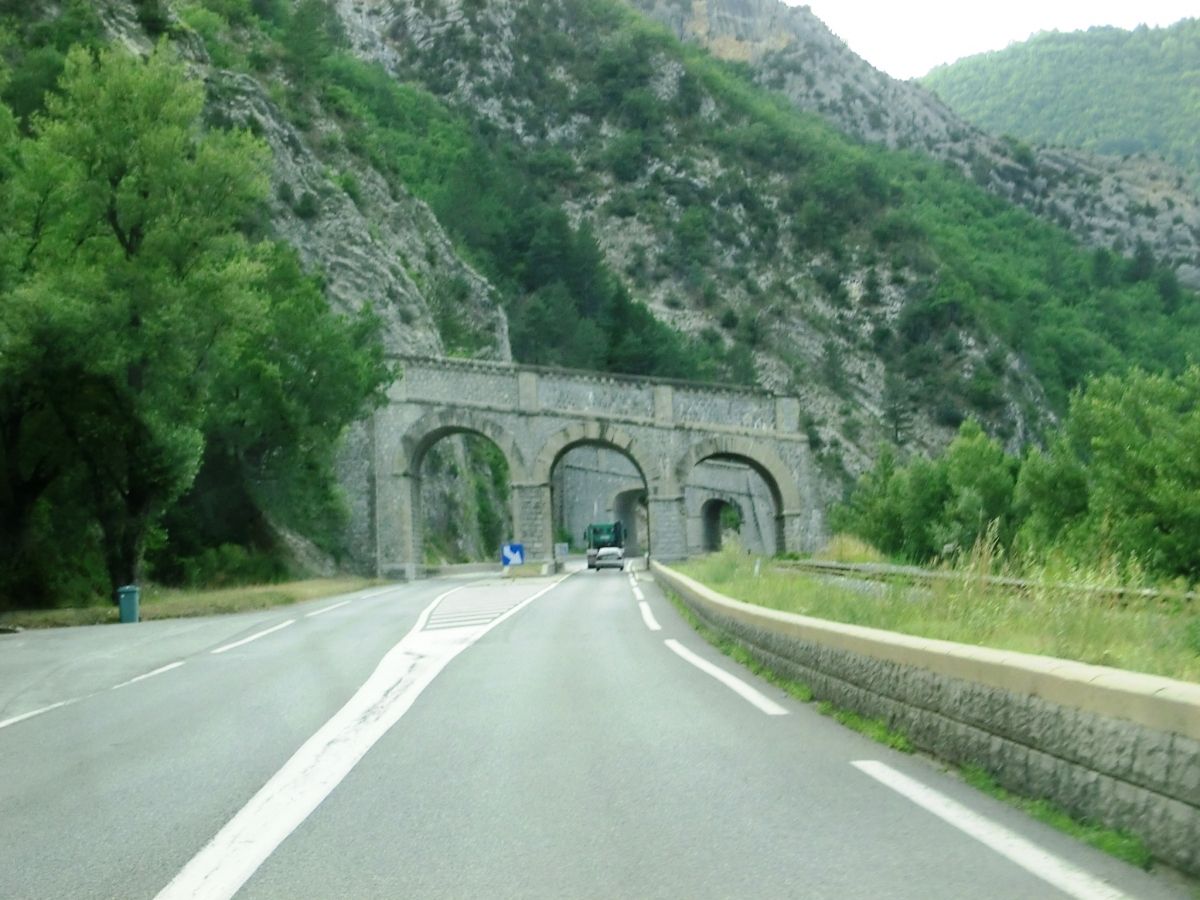 Ponts des Eléphants, Cornillons I tunnel southern portal 