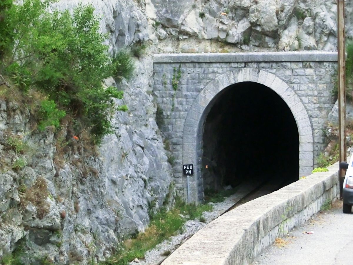 Entrevaux Railroad Tunnel II southern portal 