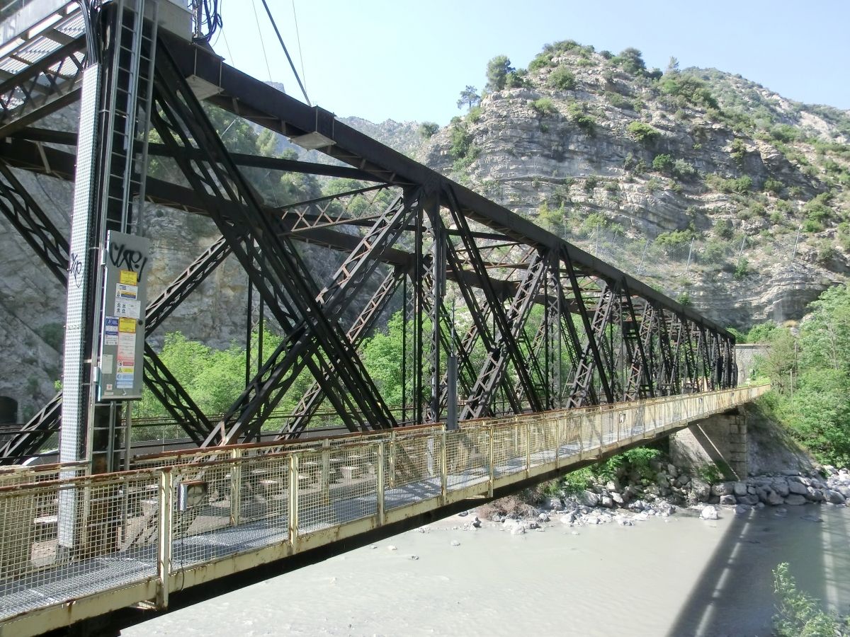La Mescla Railroad Bridge 