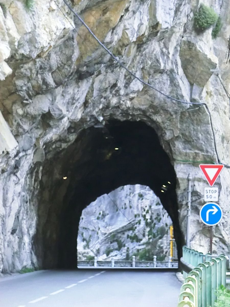 L'Adrech I Tunnel northern portal 