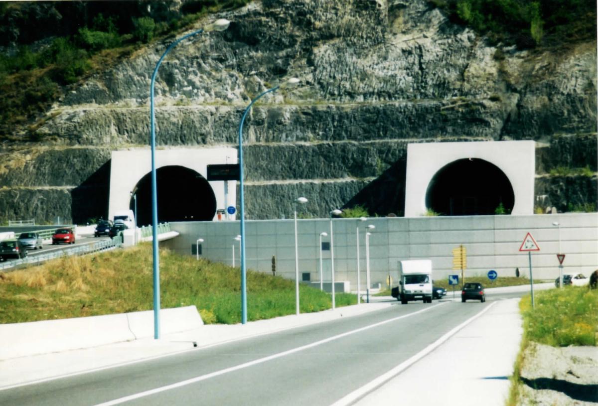 Foix Tunnel southern portal 