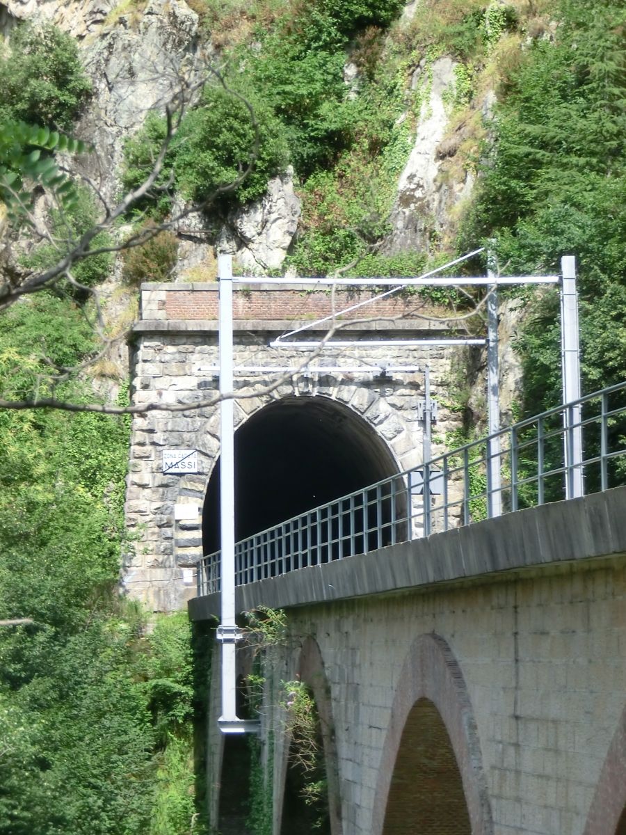 Porcarezzo Tunnel southern portal 