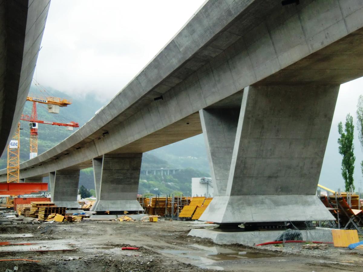 Lugano-Bellinzona Rail Viaduct under construction 