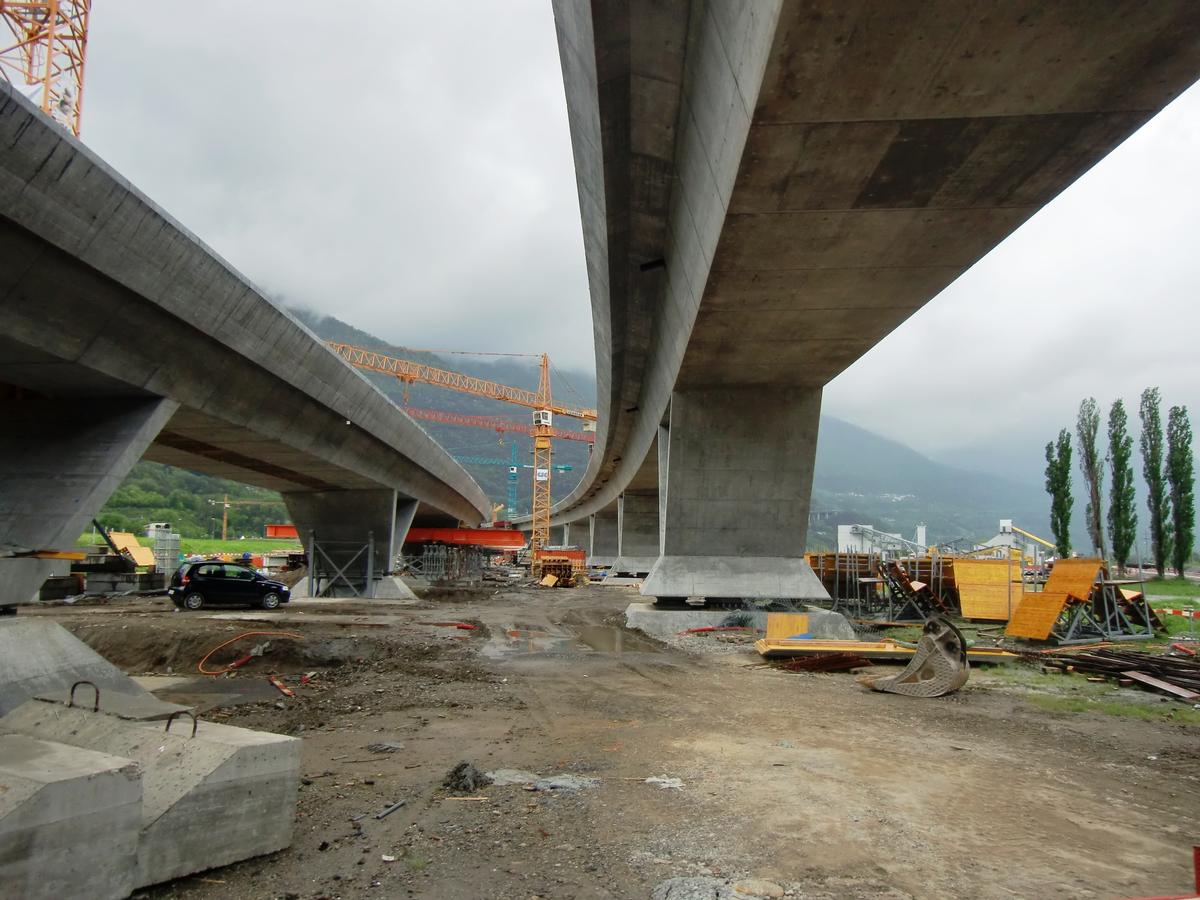 Monte Ceneri basis Tunnel northern access Viaducts under construction (Lugano-Bellinzona Viaduct on the right) 