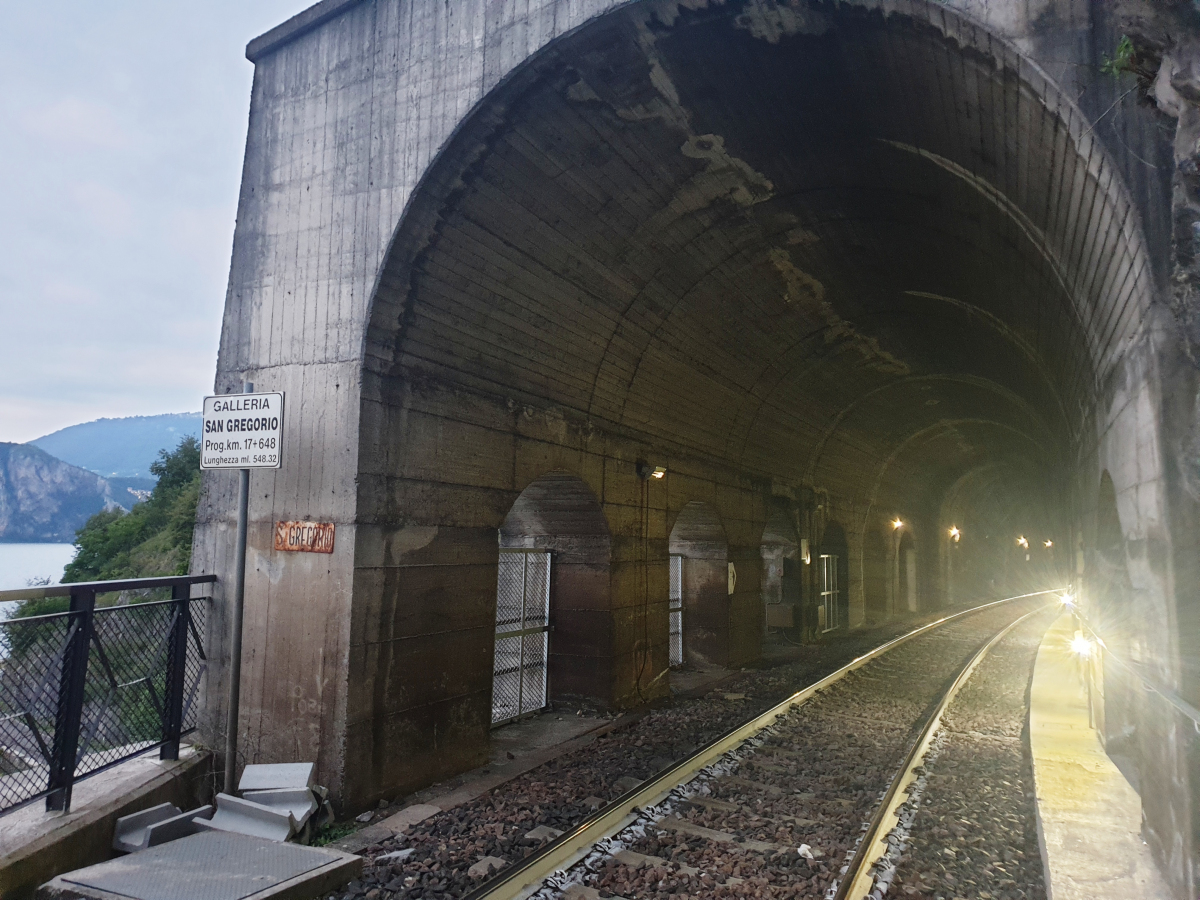 Tunnel de San Gregorio 