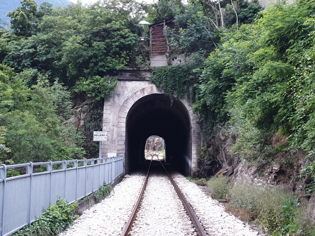 Tunnel Sellero 1 