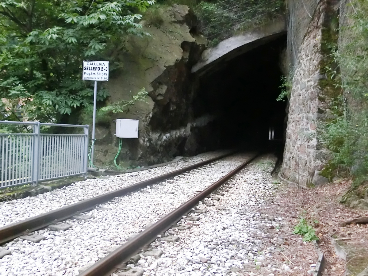 Tunnel de Sellero 2-3 