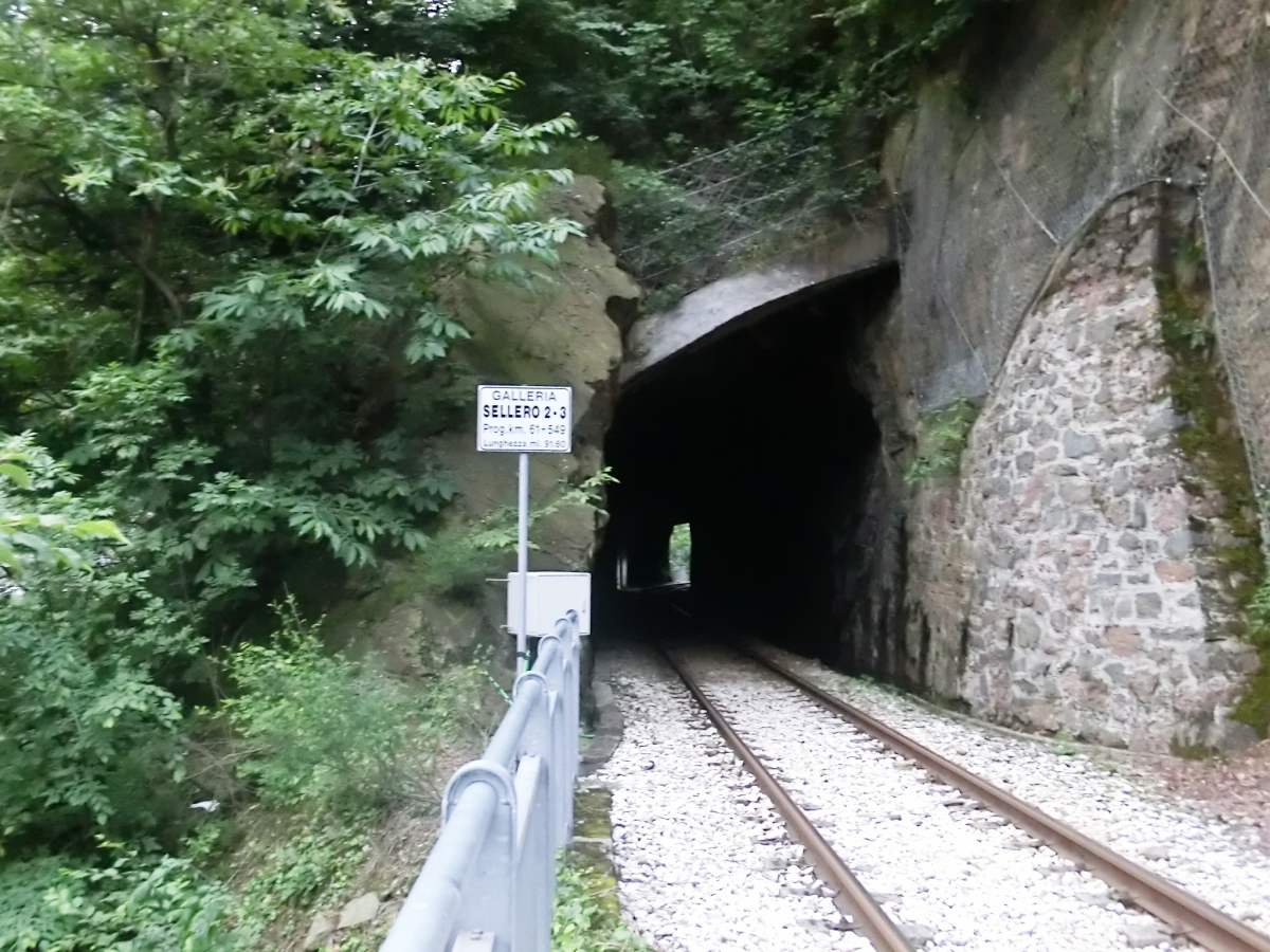 Tunnel Sellero 2-3 