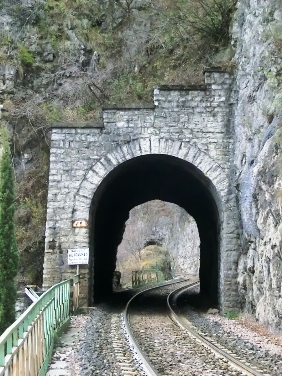 Val Comune 1 Tunnel southern portal 
