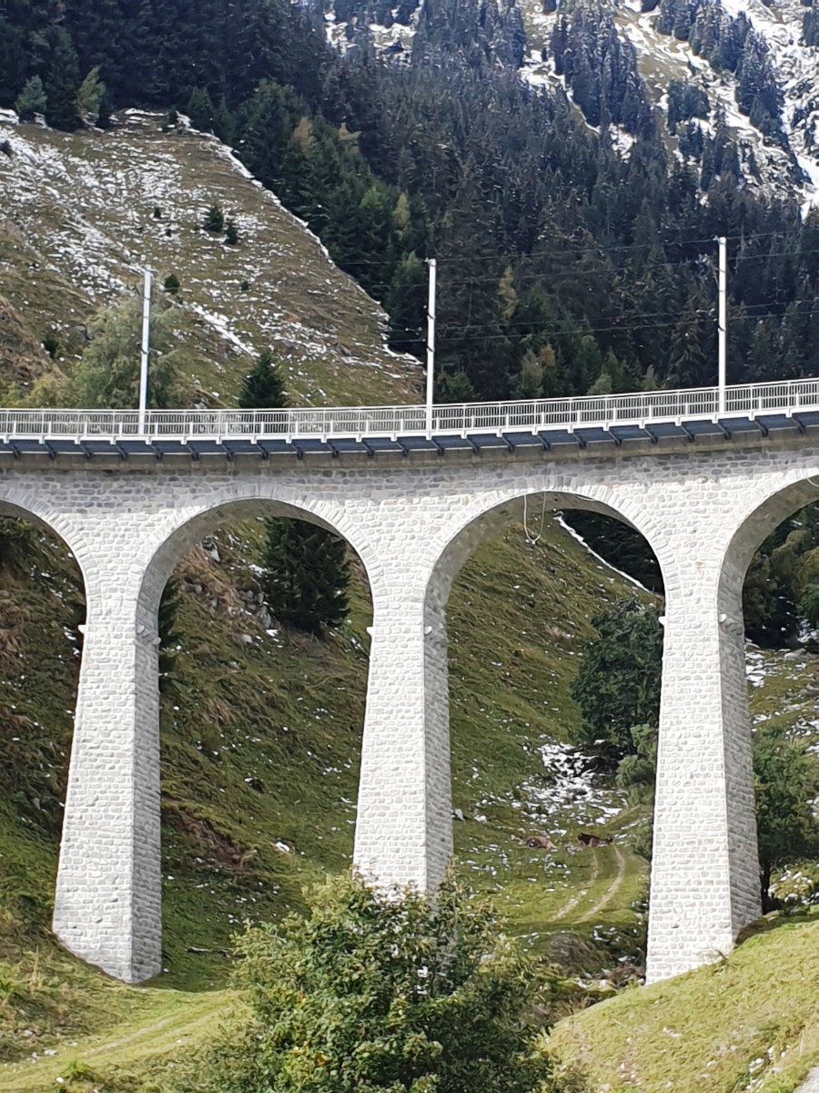 Eisenbahnbrücke Val Bugnei 