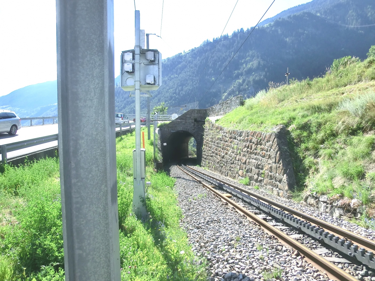 Spiegel Tunnel eastern portal 