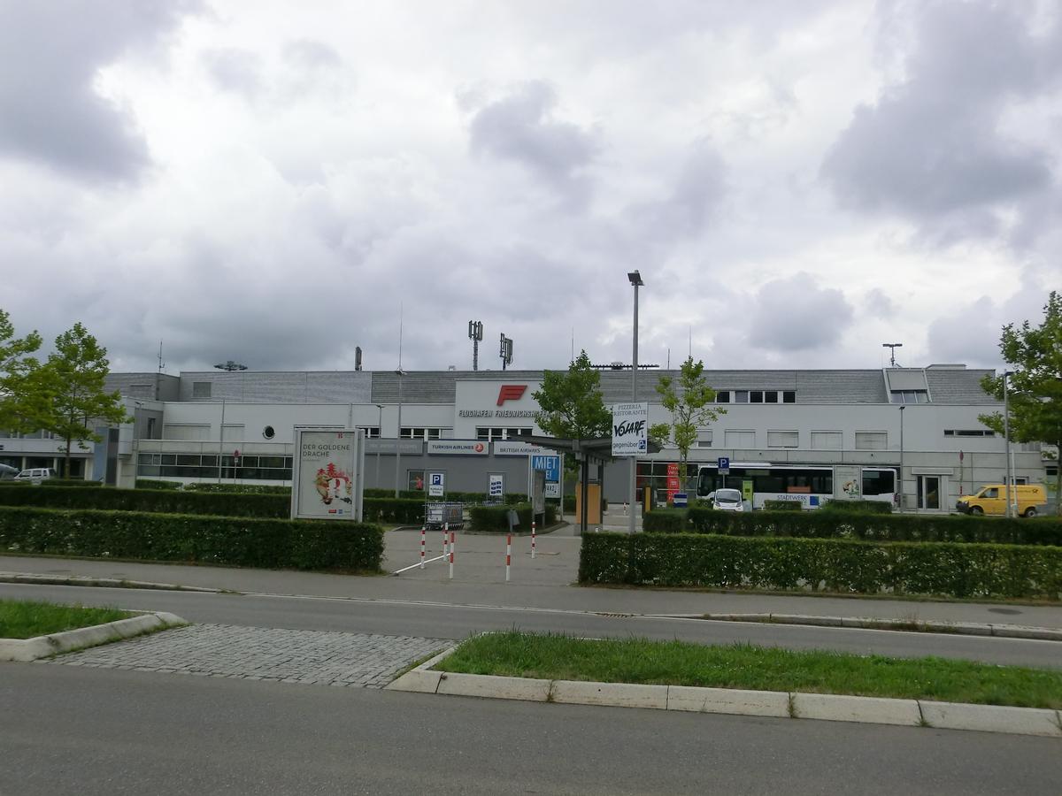 Friedrichshafen Airport 