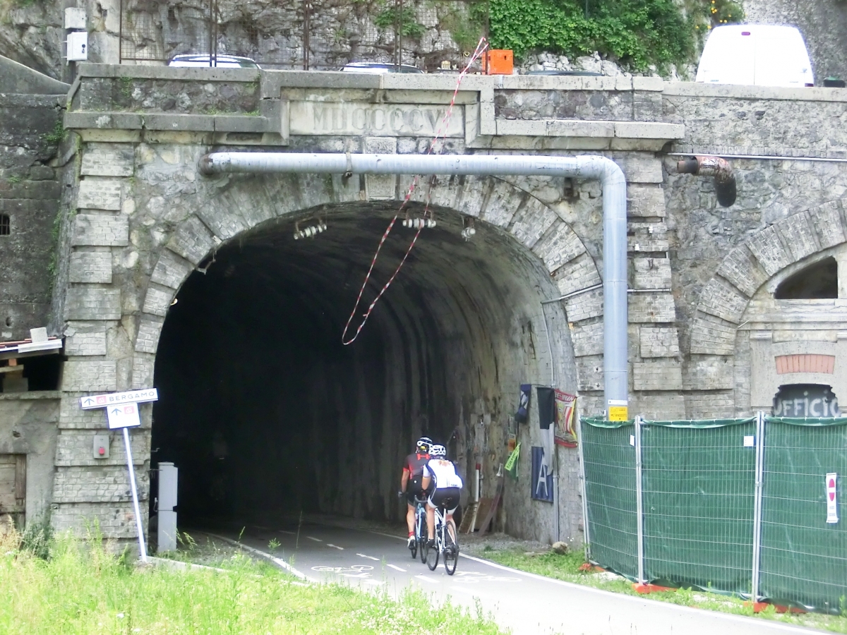 Brembilla Tunnel northern portal 