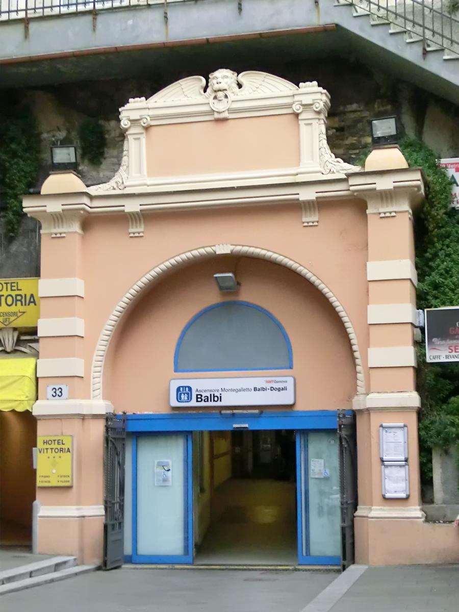 Aufzug Castello d'Albertis-Montegalletto 