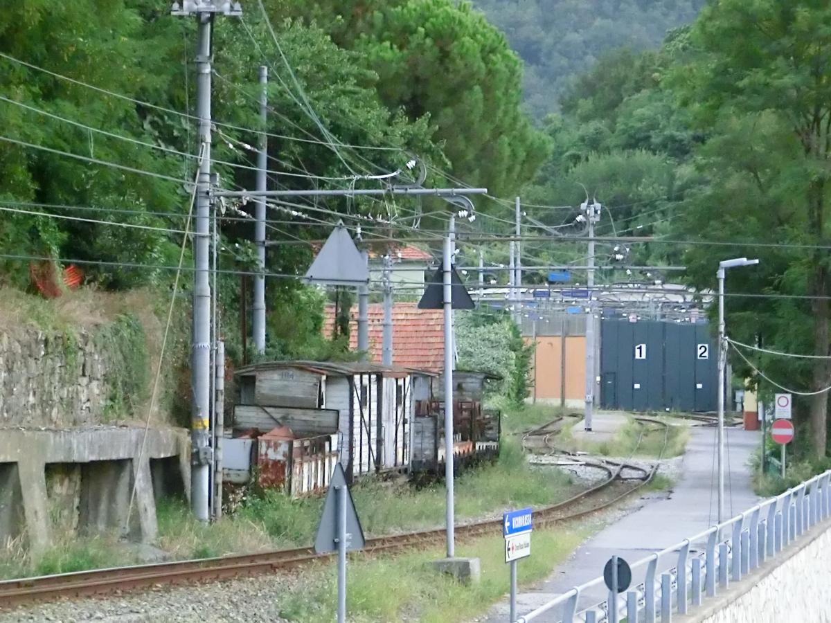 Genova-Casella Railway at Vicomorasso Station 